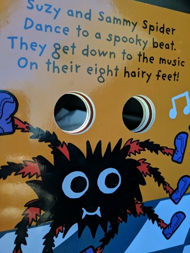 Children's Halloween Board Book "Vampire Pets" Funny Faces & Googly Eyes - Picture 5 of 7