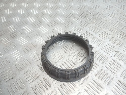 Volvo S40, V40 2000 Befestigungsmutter Kraftstoffpumpe im Tank Diesel UST101238