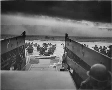 World War II D-Day Normandy 8x10 Picture Celebrity Print