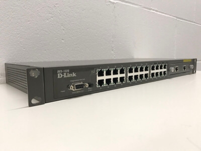 D-Link DES1226 1Gb Layer 2 Switch Rev A1 Combo Kupfer SFP mit Halterungen