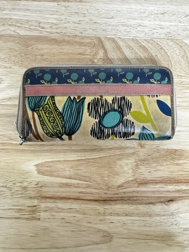Vintage Fossil Key-Per Geometric  Zip Around Coated Wallet - Picture 7 of 10