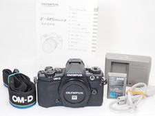 OLYMPUS OM-D E-M5 Mark II Body black w/ 5418 shots 687663