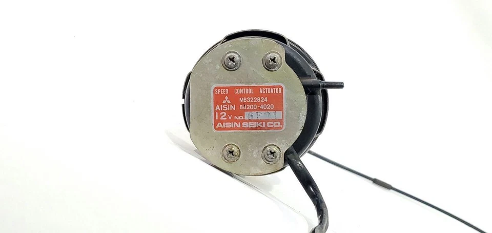 1987 年克莱斯勒征服原始设备制造商巡航速度调节器 MB322824 — 第 3/4 张图片