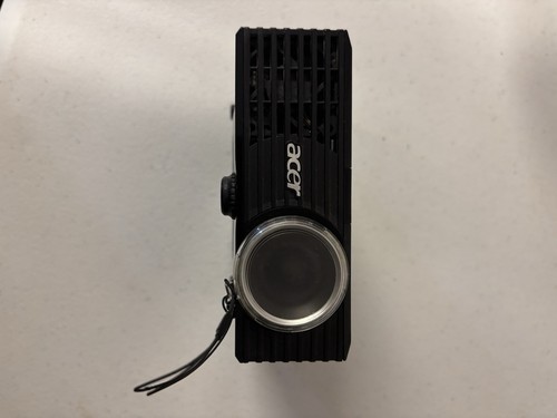 Acer LED Portable Projector DSV0920 No Power Cord - Picture 7 of 7