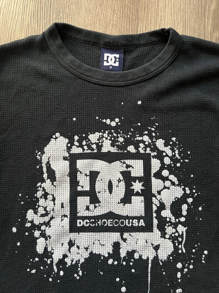 Y2K DC Shoes Thermal Long Sleeve Shirt Black Waffle Knit Skater Logo Tee Small - Image 2 of 4