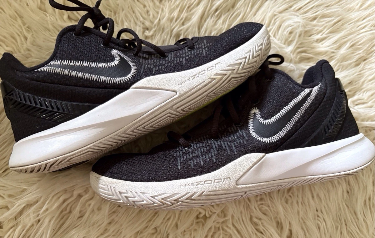 Preços baixos em Nike Kyrie Flytrap 4 EP Black White | eBay