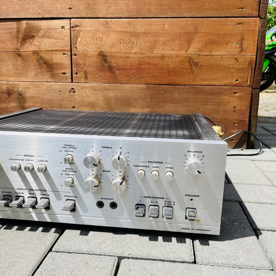 Dual CV 1600 Stereo Integrated Amplifier Vintage Vollverstärker Silber - Bild 4 von 4