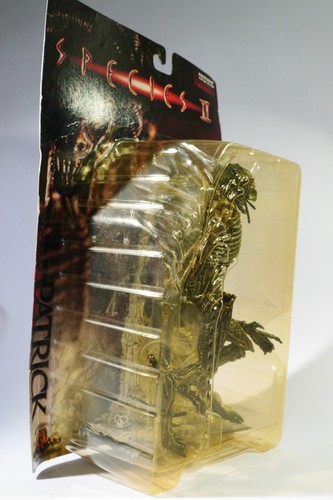 Figura de 8" McFarlane Movie Maniacs Species II Patrick nueva sin abrir - Imagen 5 de 7
