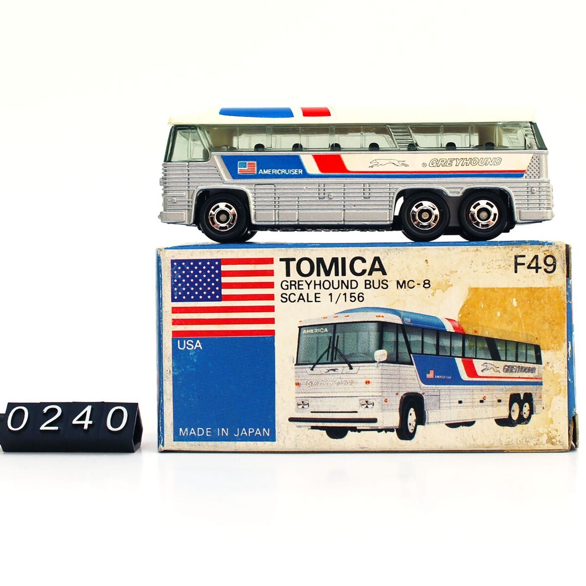 New Tomica F49 Greyhound Bus MC8 Scale 1/156 Made in Japan New Tomica F49 Greyhound Bus MC8 Scale 1/156 Made in Japan
