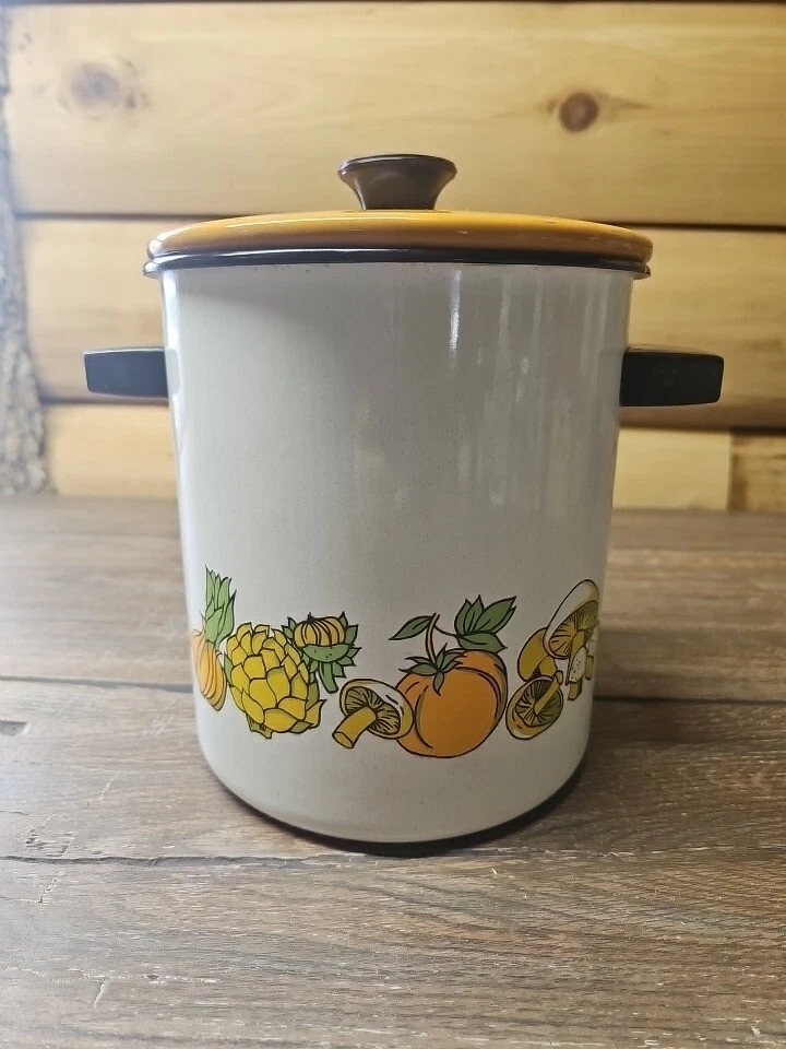 Vintage 70’s Stock Pot Porcelain Enameled Metal Mushrooms Vegetable