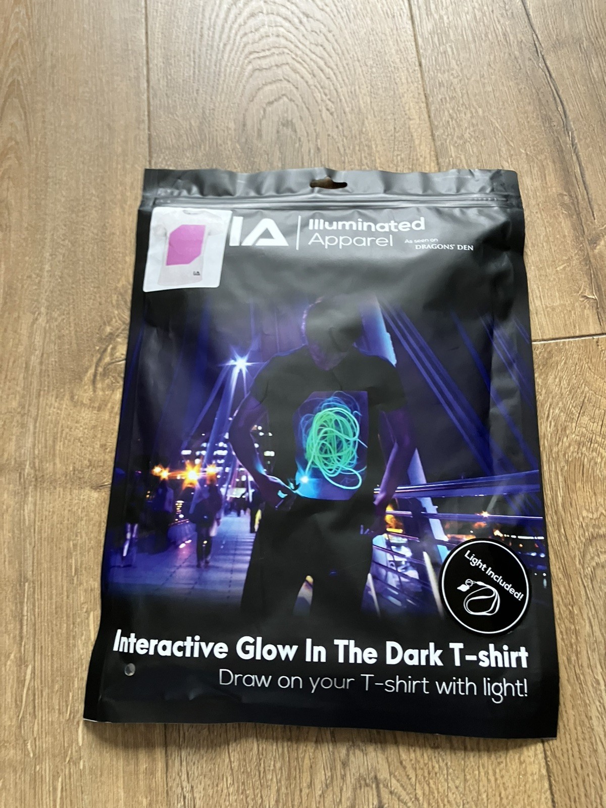 Interactive Glow In The Dark white peach Illuminated Apparel Size Medium in bag