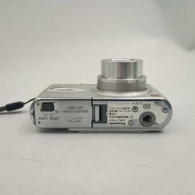 Panasonic LUMIX DMC-FX01 Compact Digital Camera Silver Tested