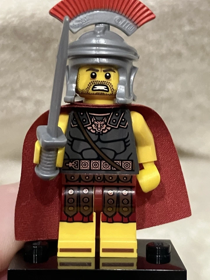 Lego Minifigura Serie 10 - Comandante Romano Foto 2 de 4