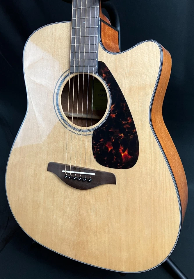 Yamaha FGX800C Solid Top Cutaway Acoustic-Electric Guitar Gloss Natural Finish - Image 4 of 4