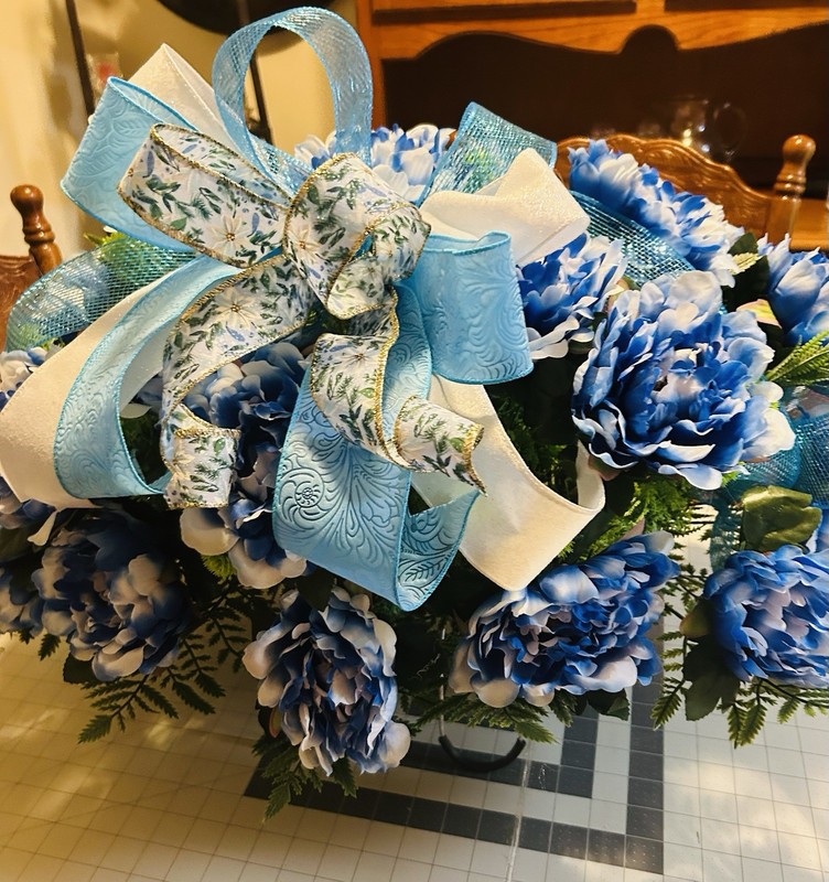 headstone flower saddle With Sides