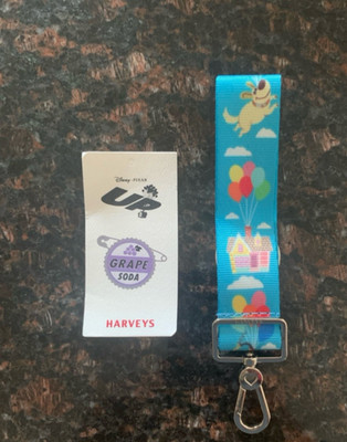 Harveys Disney Pixar Up Seatbelt Click N And Go CNG Keychain Key Ring Fob NEW