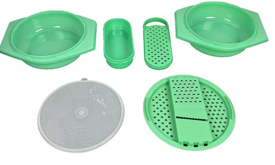 Tupperware Green Mixing Bowls Set Kitchen Grater Slicer Strainer Lid Made in USA