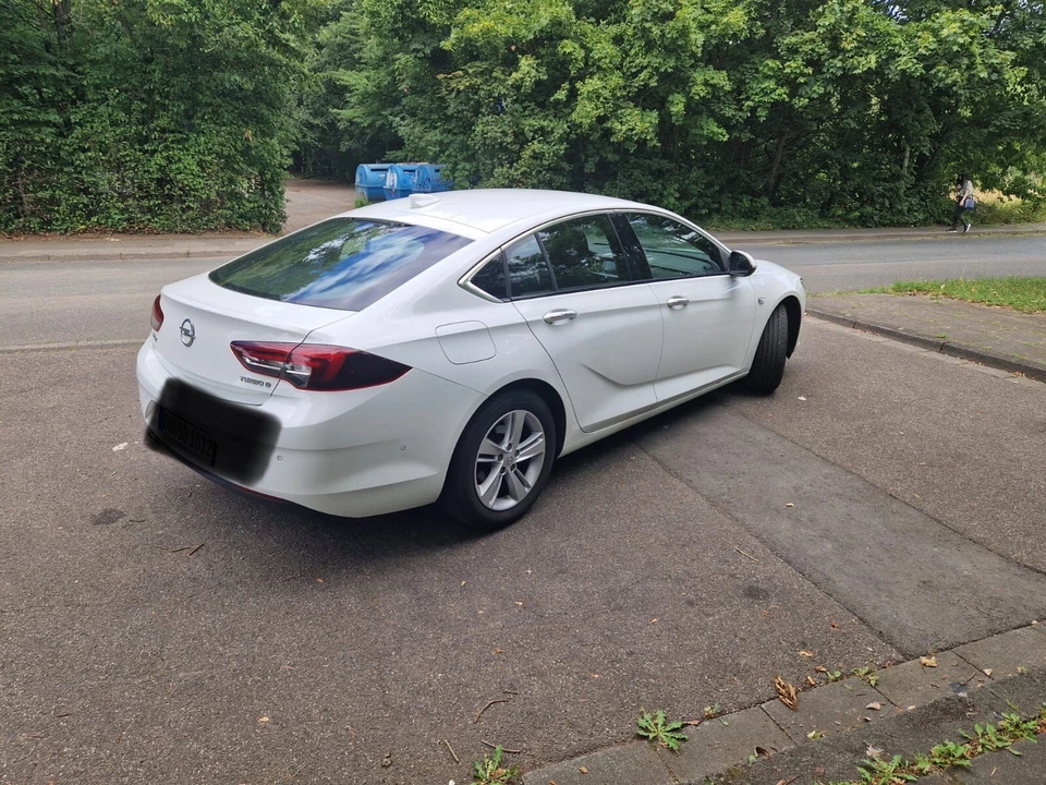 Opel Insignia B Grand Sport Business Innovation 2.0 CDTI - Bild 4 von 4