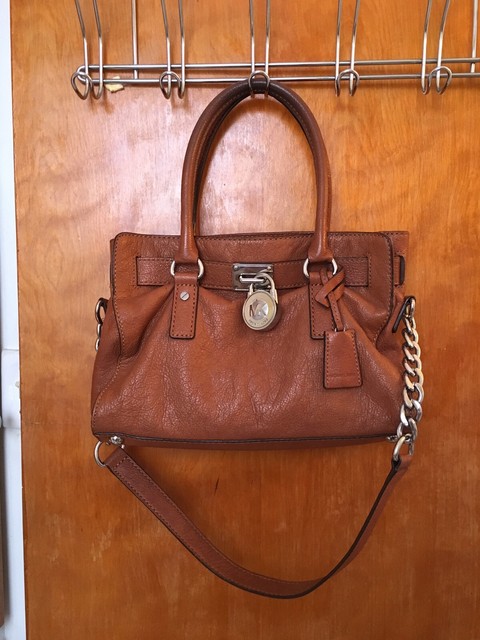 michael kors camel purse
