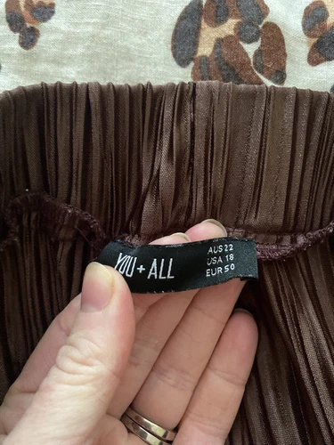 You And All Plus Size 22 Brown Crinkle Long Sleeve Top Pants Coordinate Set  - Picture 9 of 9