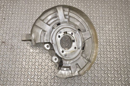 BMW 5 F11 520d 2015 RHD Radnabe hinten links Achsschenkel 6796099 2764848