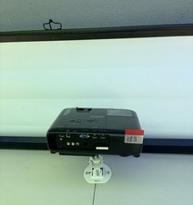  REDUCED PRICE  Epson Projector Pro EX9220 AND 120  Screen  PICK UP ONLY  