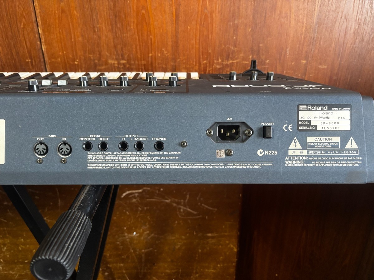 Roland JP-8000 Analog Modeling Synthesizer New internal battery