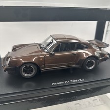 Porsche 911 (930) 3.0 Turbo Brown Copper Metallic - AUTOart 1:18 77973