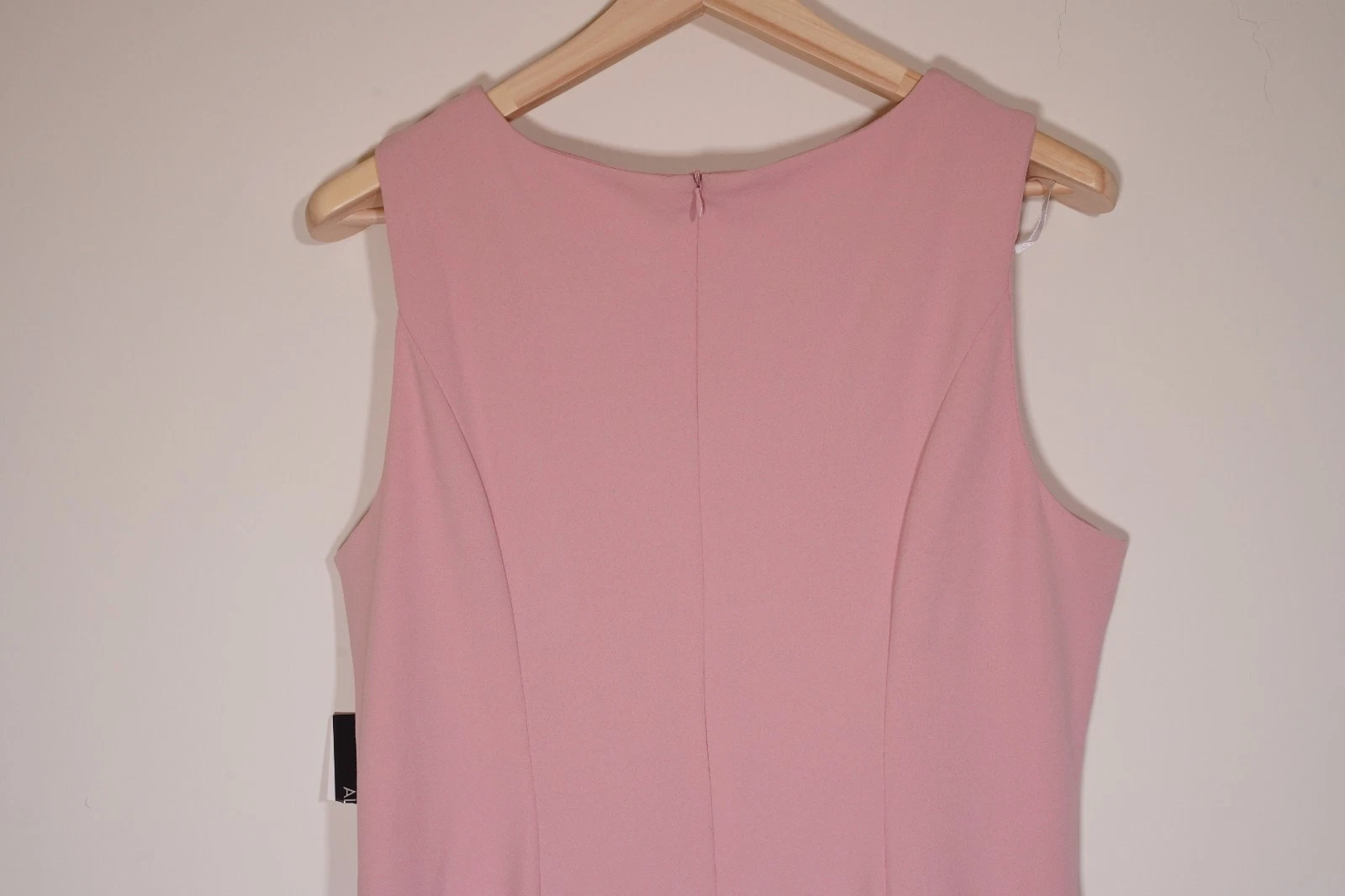 Abito donna ALYX smanicato aderente e svasato 16 rosa scollo a buco della serratura elasticizzato