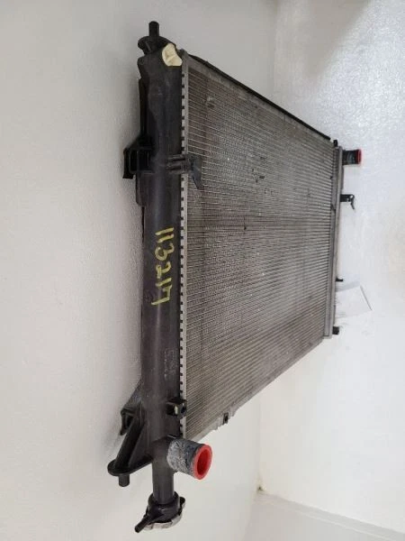 KIA SORENTO 2014-2015 Radiator 3.3L 253102W800 Foto 2 de 4