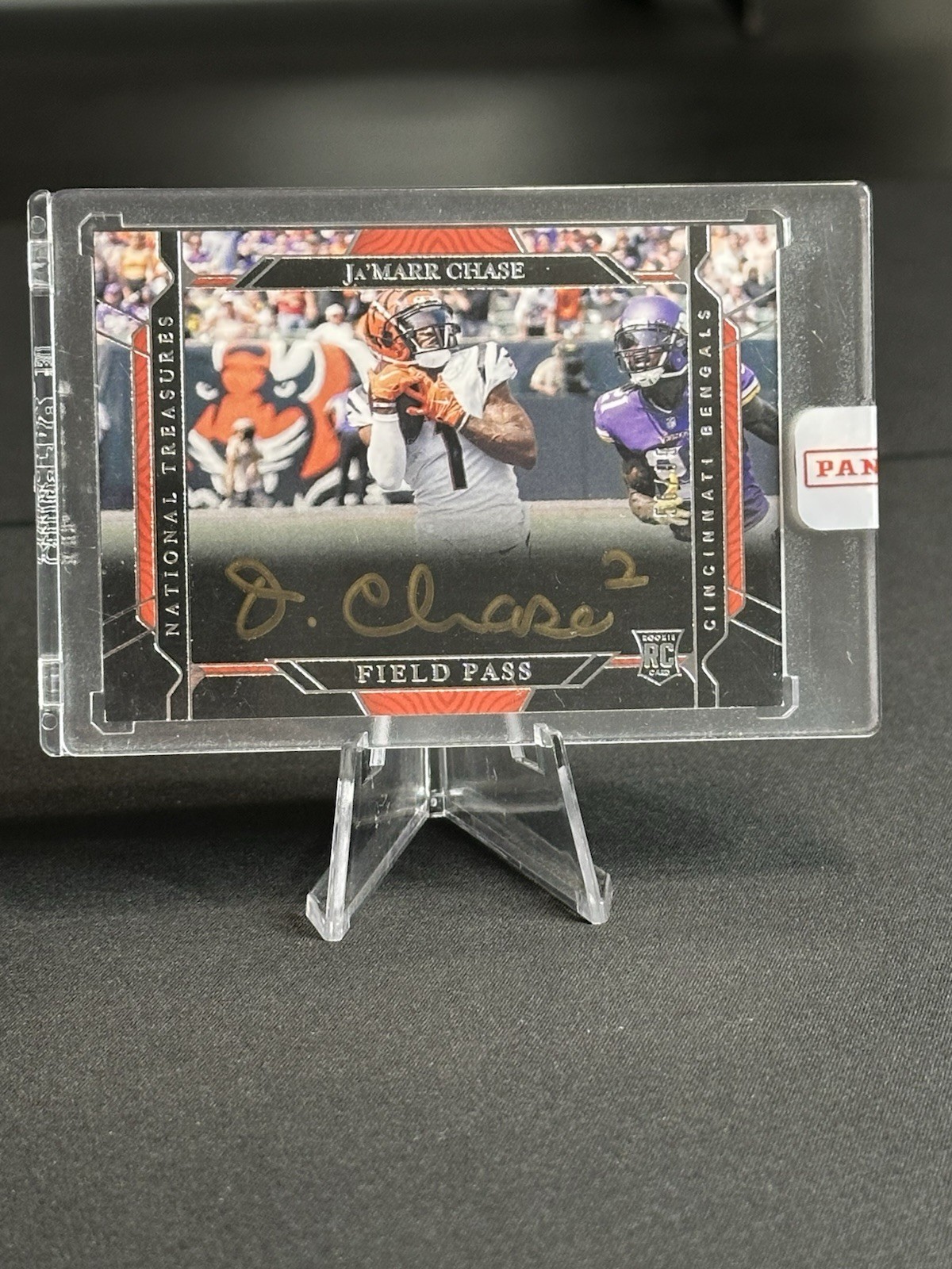 2021 Panini National Treasures - Rookie Signatures Field Pass Ja'Marr Chase /99