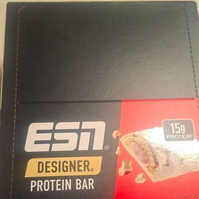 ESN Designer Protein Bar 15 g Protein, MHD 22/09/26 stawberry white choco