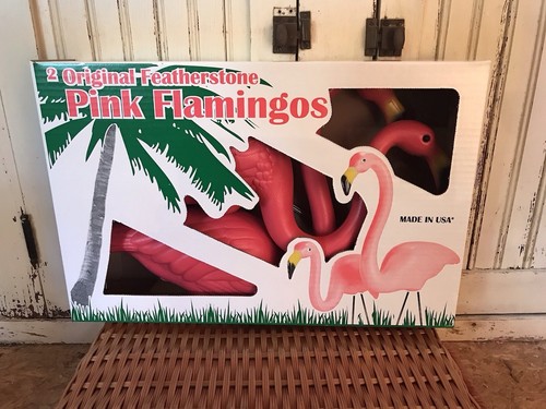 Blow Mold Pink Flamingo’s Original Don Featherstone Union Boxed Pair - Picture 8 of 10