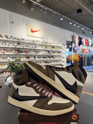 Travis Scott x Nike Air Jordan 1 Retro High OG Mocha Men's Size 11