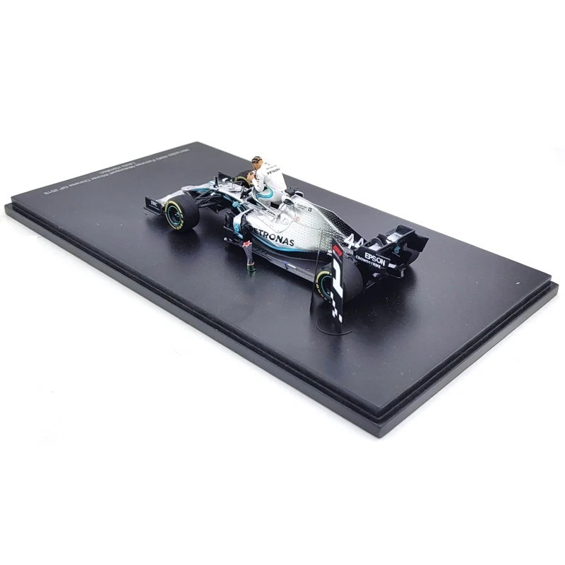 2019 Lewis Hamilton Mercedes-AMG F1 W10 GP cinese - 1/43 Spark Models - Immagine 2 di 4
