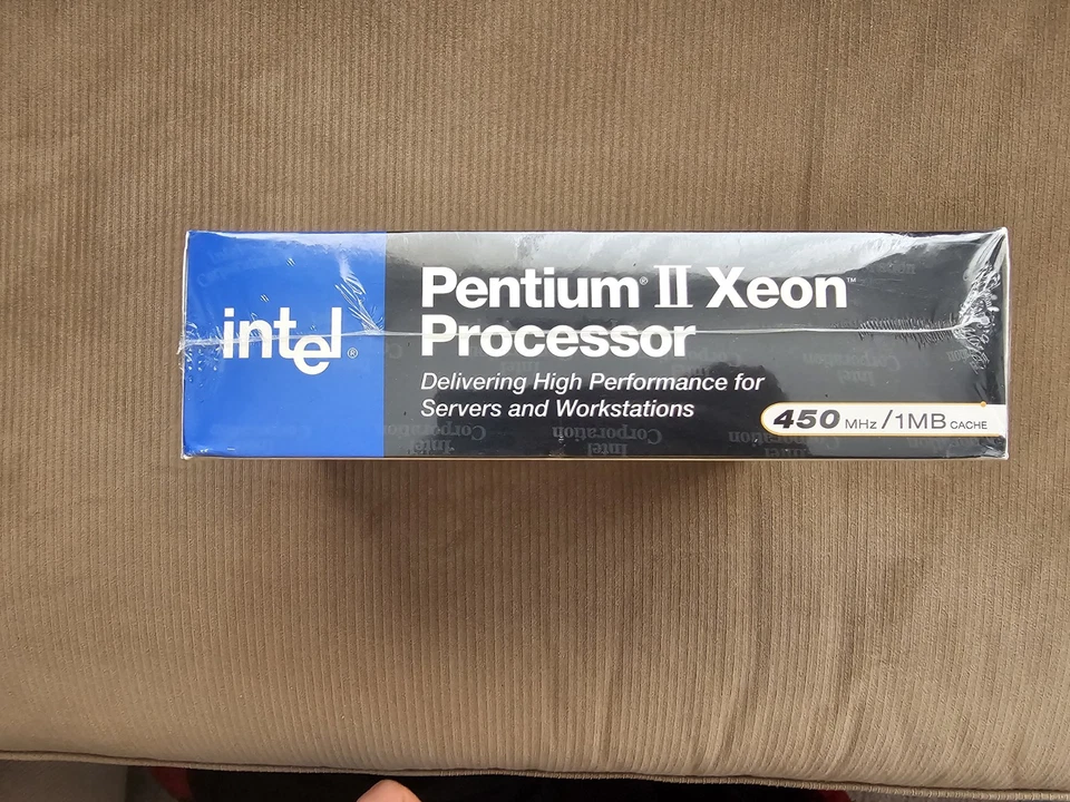 Pentium 2 Xeon 450mhz 1MB Cache - Vintage Collectible/Gold Scrap - Image 2 of 2