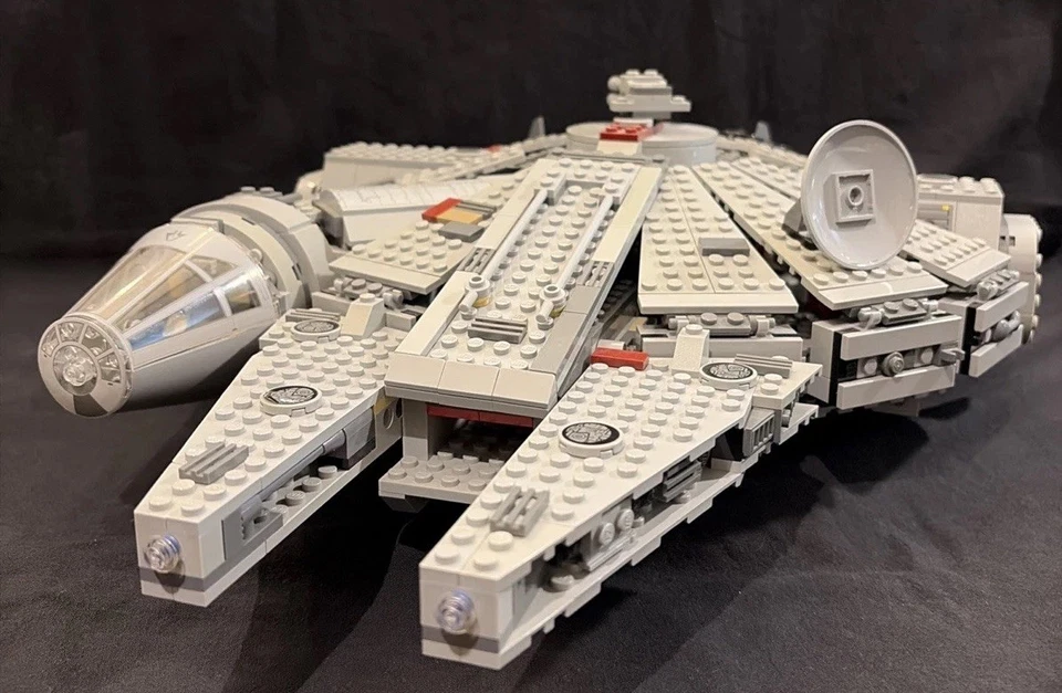 LEGO 7965 Star Wars: Millennium Falcon Han Luke Leia Rare Retired - Image 4 of 4