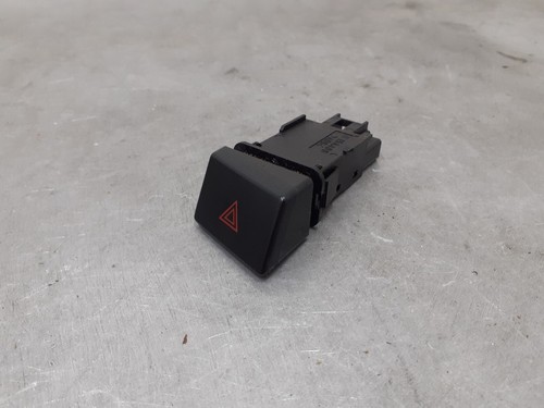 Mazda 5 2006 Hazard Knöpfe 15A468