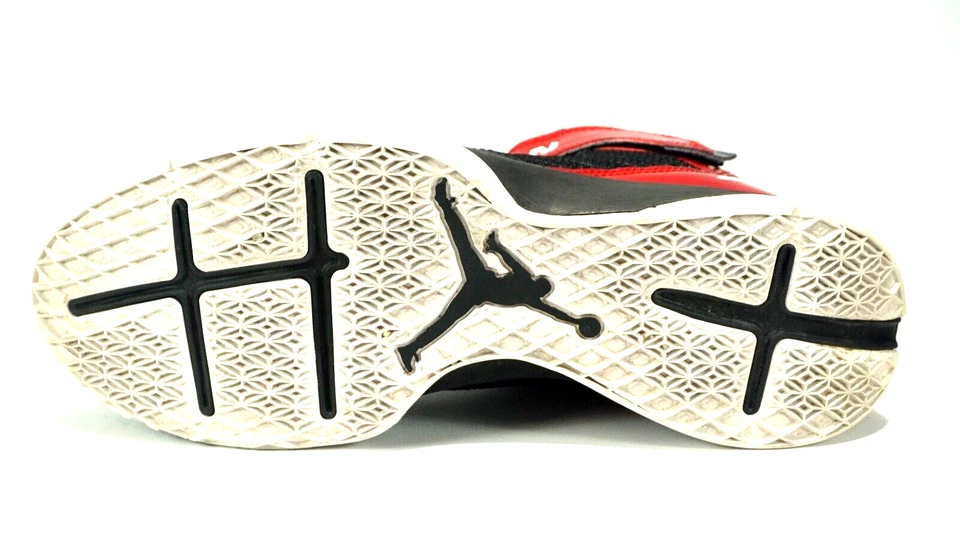 - Jordan BCT 3 Mid. Talla 9 848786-002 Foto 4 de 4