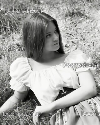 Lynne Frederick 1972, Vampire Circus Rare B&W Promotional Photo 8x10 Restoration