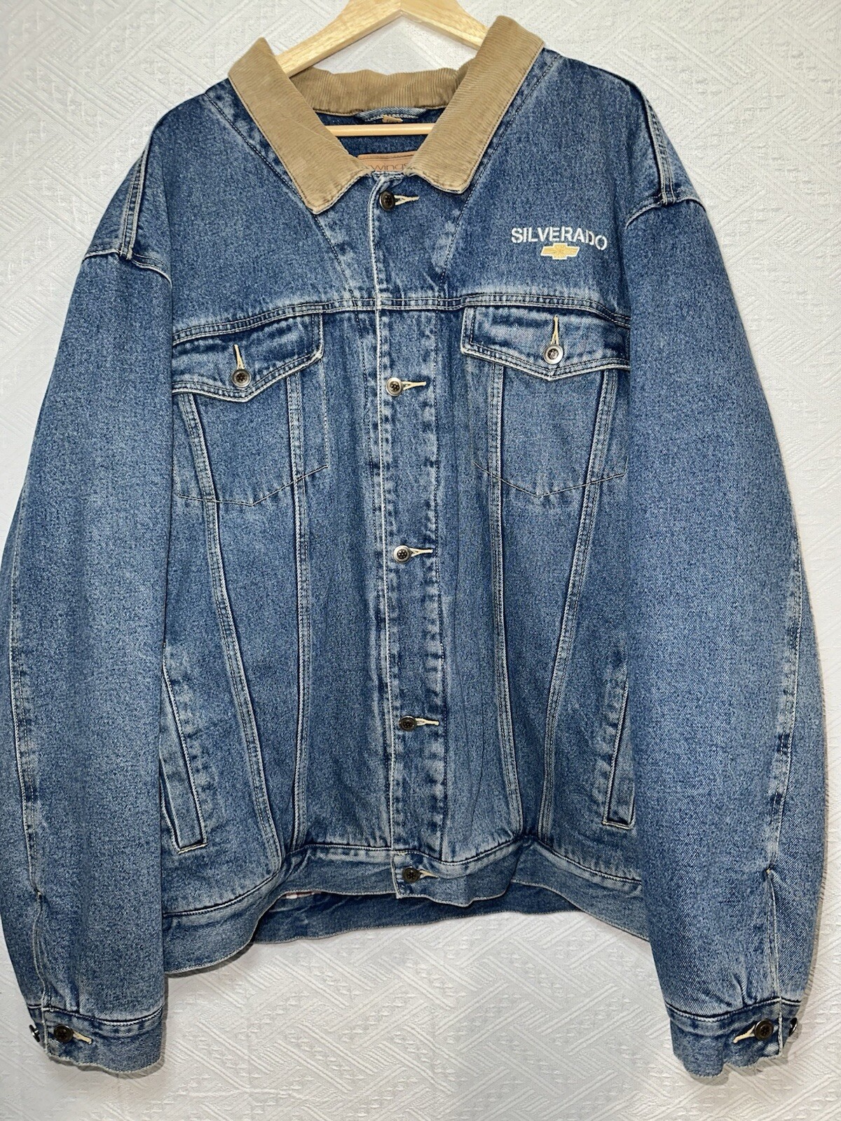 Picture 1 of 8