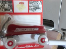 1998 Radio Flyer Little Red Wagon magnet