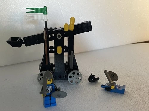 Lego Castle: Black Falcon’s Catapult 6030
