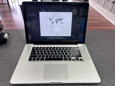 Apple MacBook Pro 15-inch Late 2008 2.66GHz Intel Core 2 Duo (MC026LL/A)