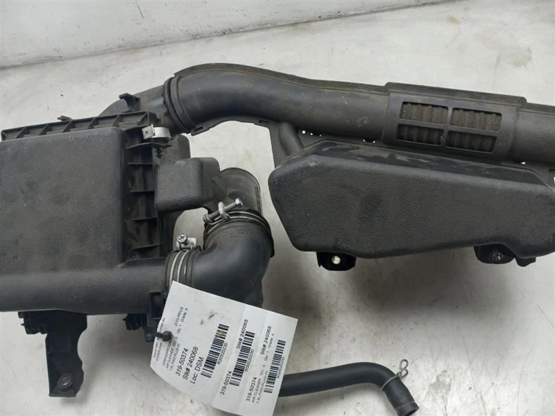 CAJA PURIFICADOR DE AIRE 10-18 TOYOTA PRIUS ENCHUFABLE 1.8L 4CYL Foto 3 de 4