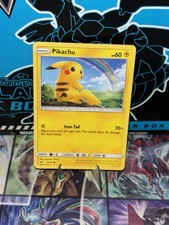 Pikachu 28/73 Shining Legends Regular