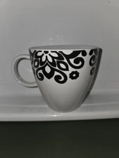 Bed Bath and Beyond White and Black Pattern coffee cup