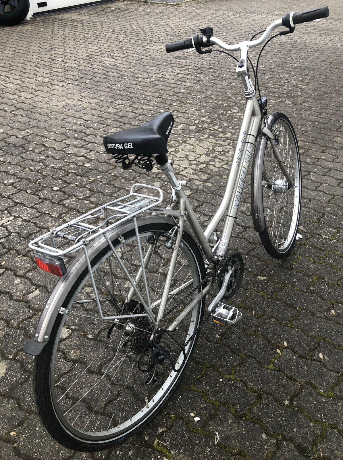 Bild 3 von 8