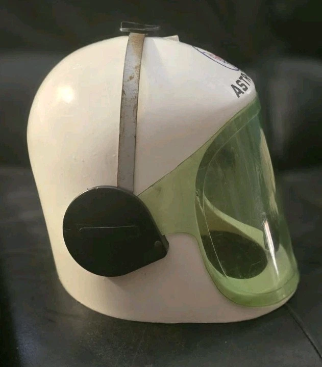 CASCO ESPACIAL ASTRONAUTA IDEAL DE COLECCIÓN TV HOMBRES EN EL ESPACIO 1960 - SIN CAJA -BX1 Foto 2 de 4