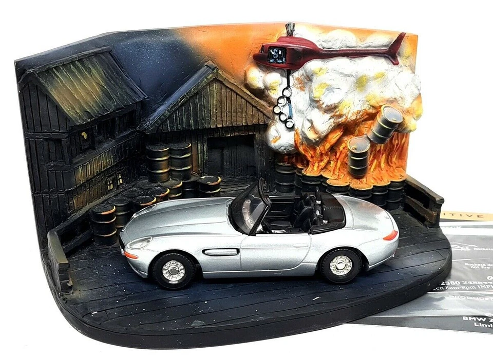 Corgi 1/36 BMW Z8 & Diorama 007 James Bond World is Not Enough CC99105 Model Car - Image 3 of 4